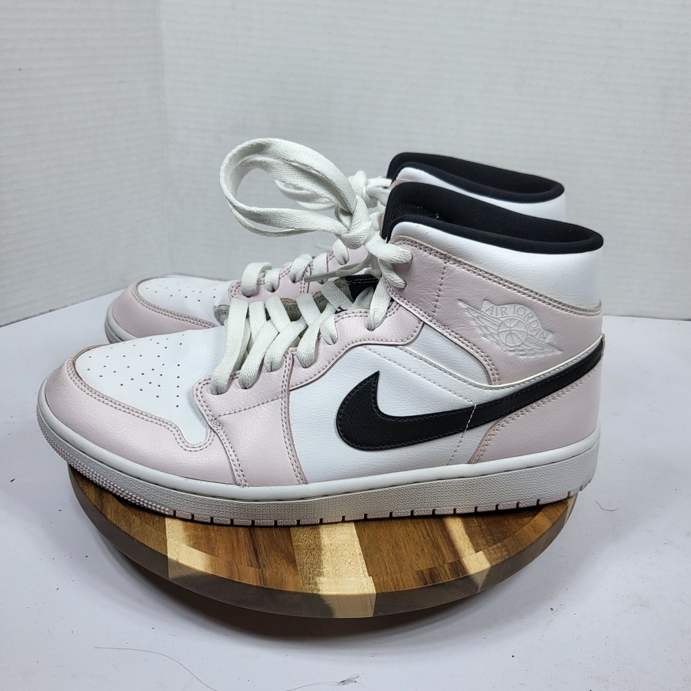 Nike Air Jordan 1 Mid Women 11.5 Barely Rose Excellent BQ6472-500 Sneaker